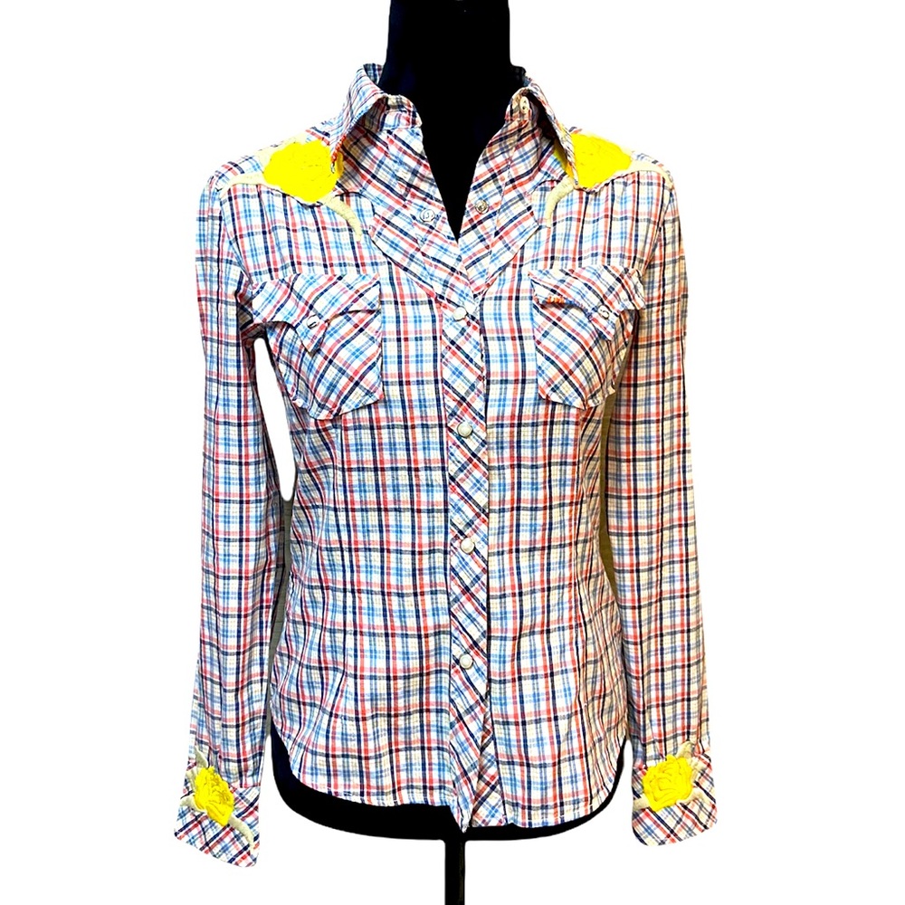 Vigoss embroidered western button down shirt